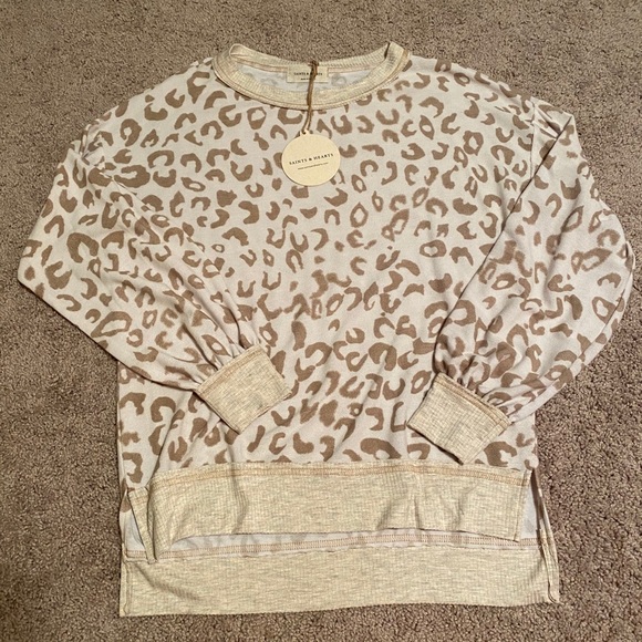NWT Saints and Hearts French Terry Leopard Top, S - Picture 3 of 6